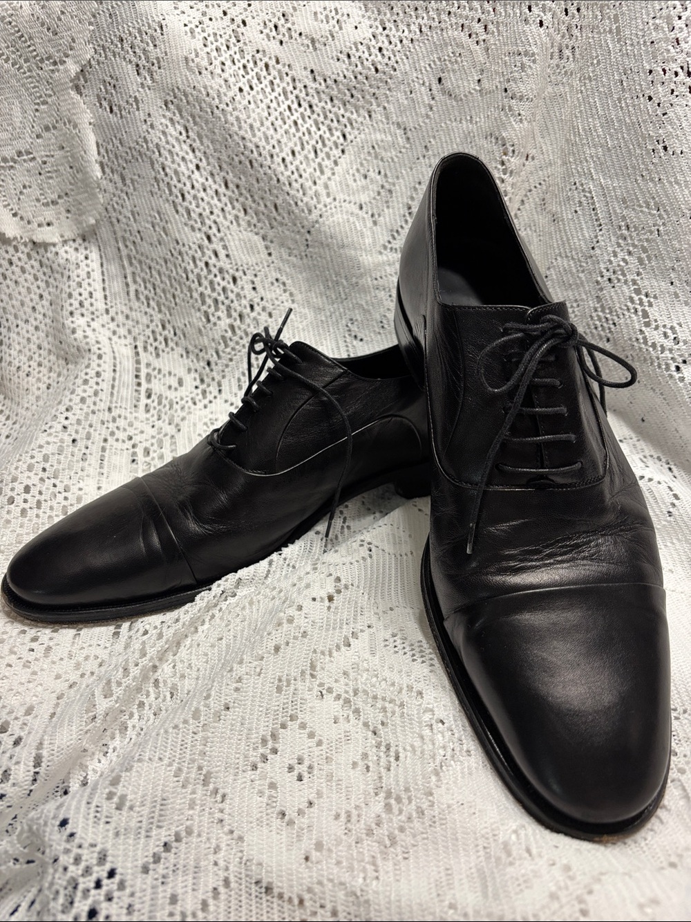 Bruno Magli Black Leather Cap-Toe Oxfords